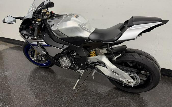 2016 Yamaha YZF-R1M
