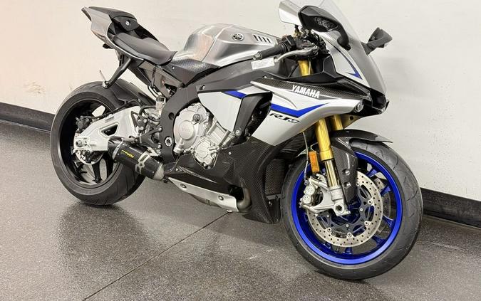 2016 Yamaha YZF-R1M