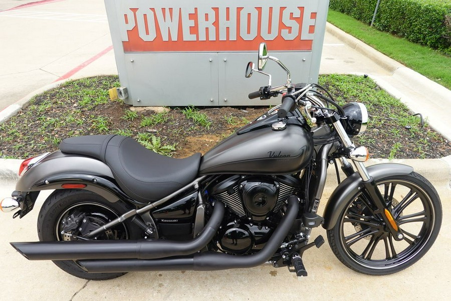 2024 Kawasaki Vulcan® 900 Classic