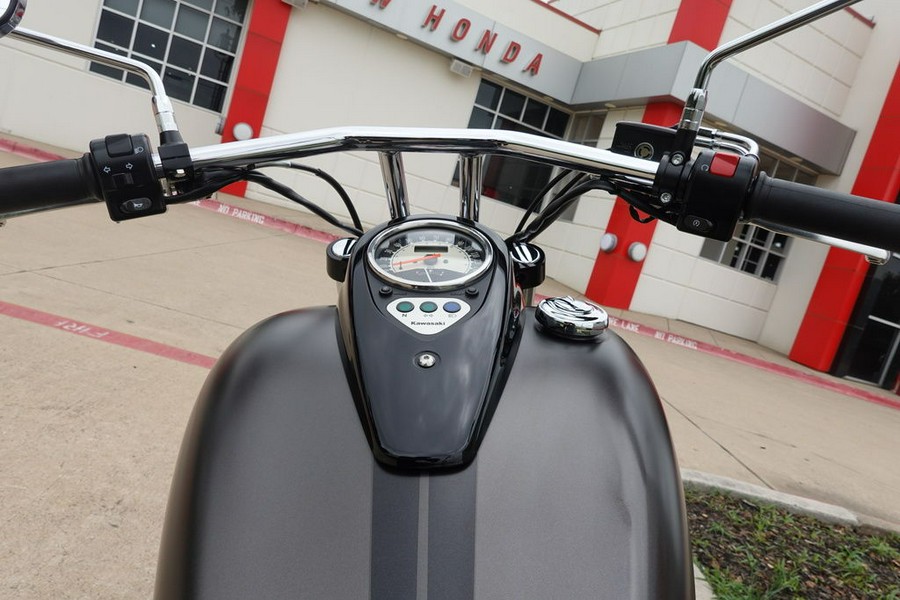 2024 Kawasaki Vulcan® 900 Classic