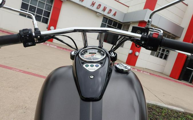 2024 Kawasaki Vulcan® 900 Classic