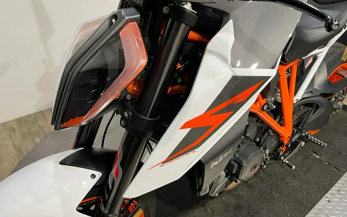 2017 KTM 1290 Super Duke R