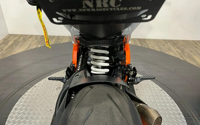 2017 KTM 1290 Super Duke R