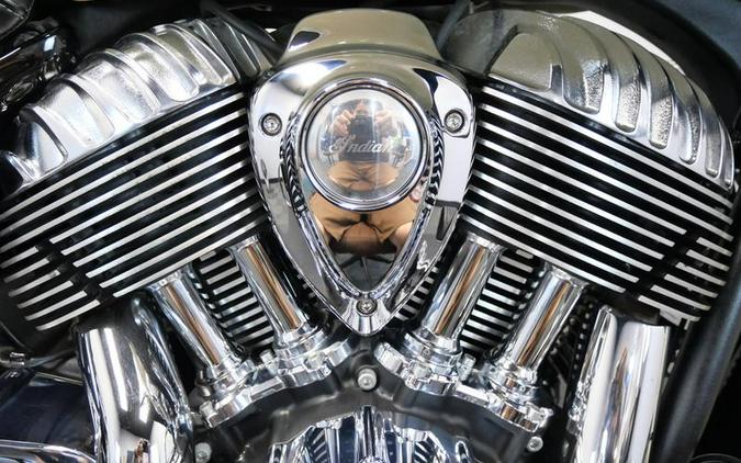 2019 Indian Motorcycle® Chieftain® Classic Thunder Black / Ivory Cream