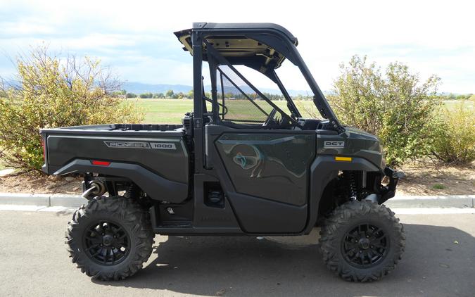 2026 Honda Pioneer 1000 Deluxe