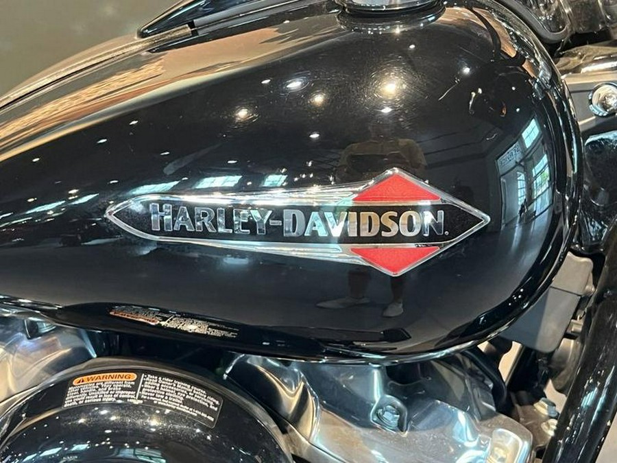 2021 Harley-Davidson® FLSL - Softail Slim®