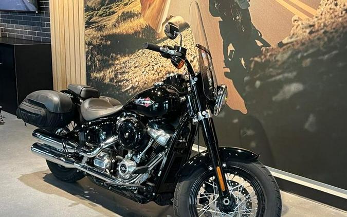 2021 Harley-Davidson® FLSL - Softail Slim®