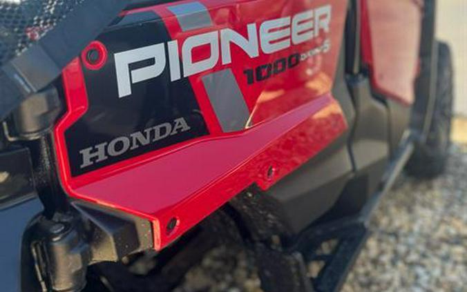 2024 Honda Pioneer 1000-5 Deluxe