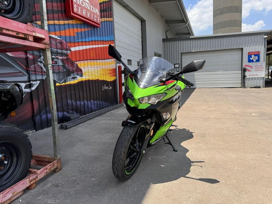 2020 Kawasaki Ninja® 400 ABS KRT Edition