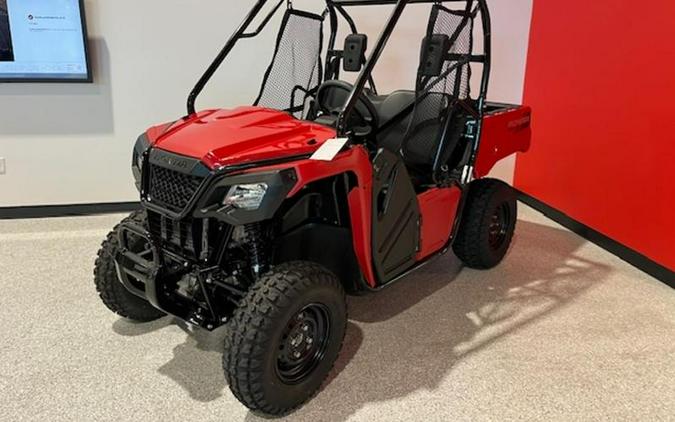 2025 Honda® Pioneer 520