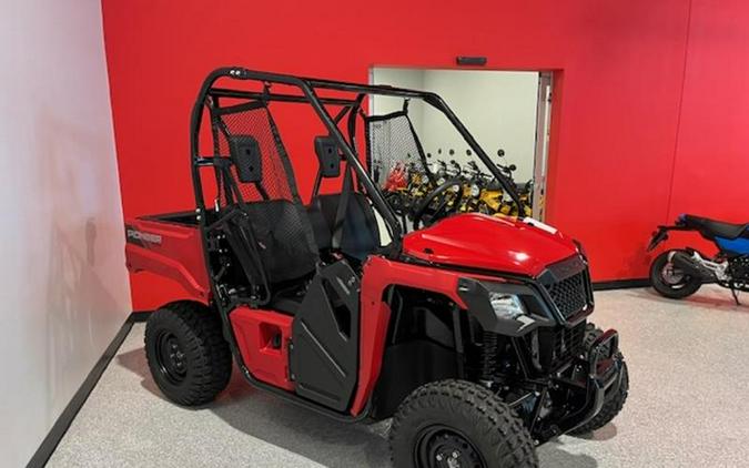 2025 Honda® Pioneer 520