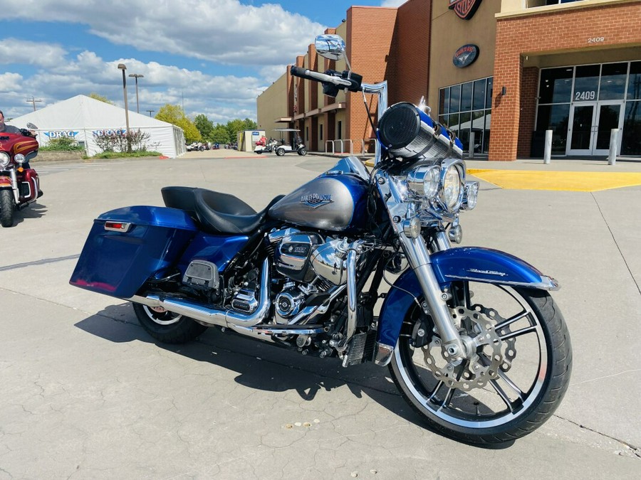 2017 Harley-Davidson Road King FLHR