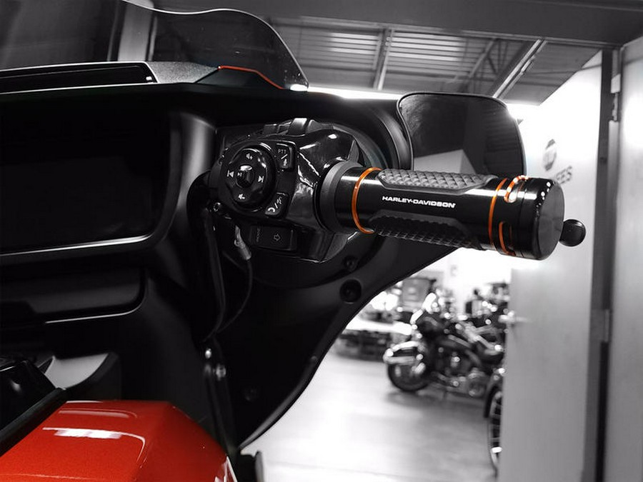 2024 Harley-Davidson® FLHX - Street Glide®