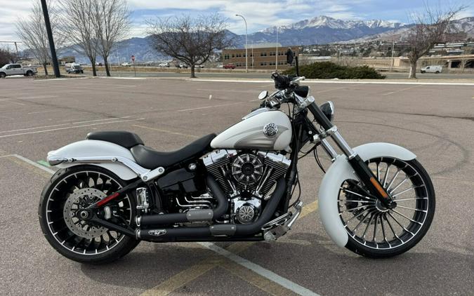2017 Harley-Davidson® Breakout®