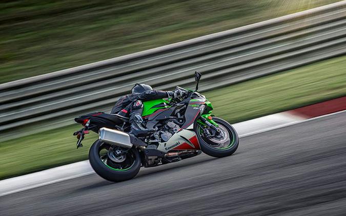 2022 Kawasaki Ninja ZX-6R KRT Edition