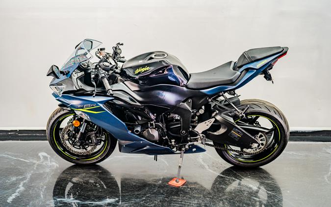 2022 Kawasaki Ninja ZX-6R KRT Edition