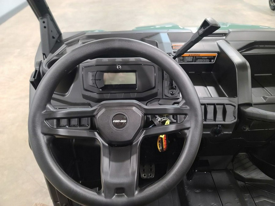 2026 Can-Am Defender HD7