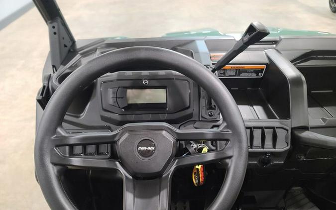 2026 Can-Am Defender HD7