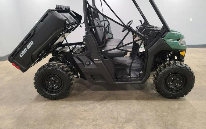 2026 Can-Am Defender HD7
