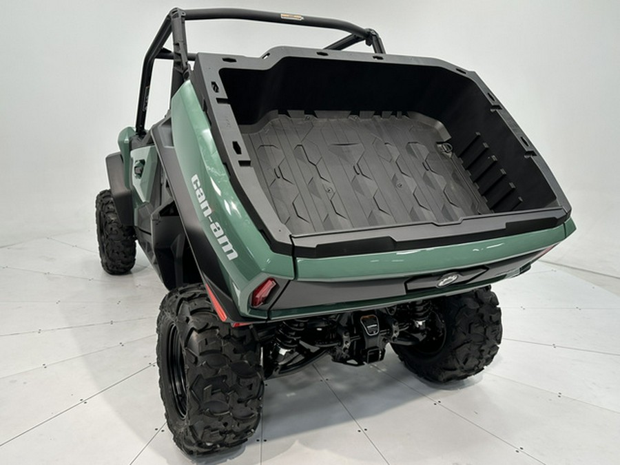 2026 Can-AM Commander DPS 700