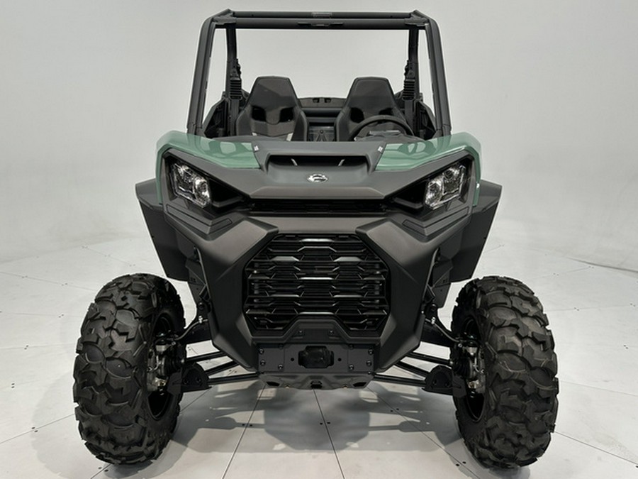 2026 Can-AM Commander DPS 700