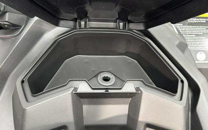 2026 Can-AM Commander DPS 700