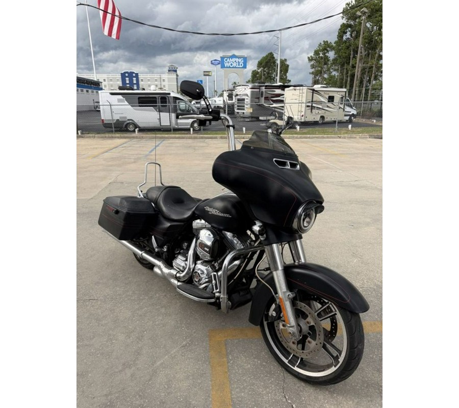 2015 Harley-Davidson® FLHXS - Street Glide® Special