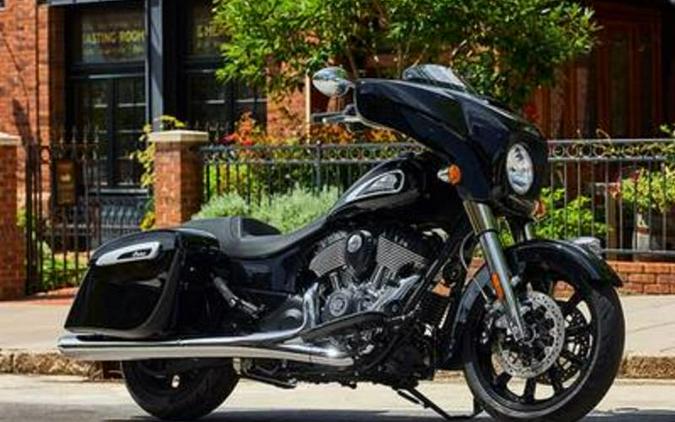 2023 Indian Motorcycle® Chieftain® Black Metallic