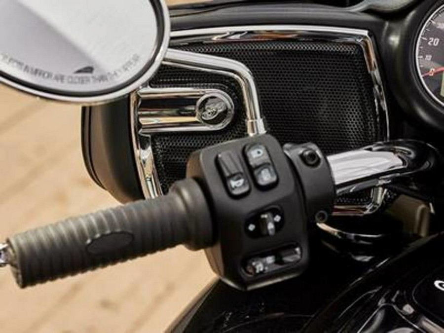 2023 Indian Motorcycle® Chieftain® Black Metallic