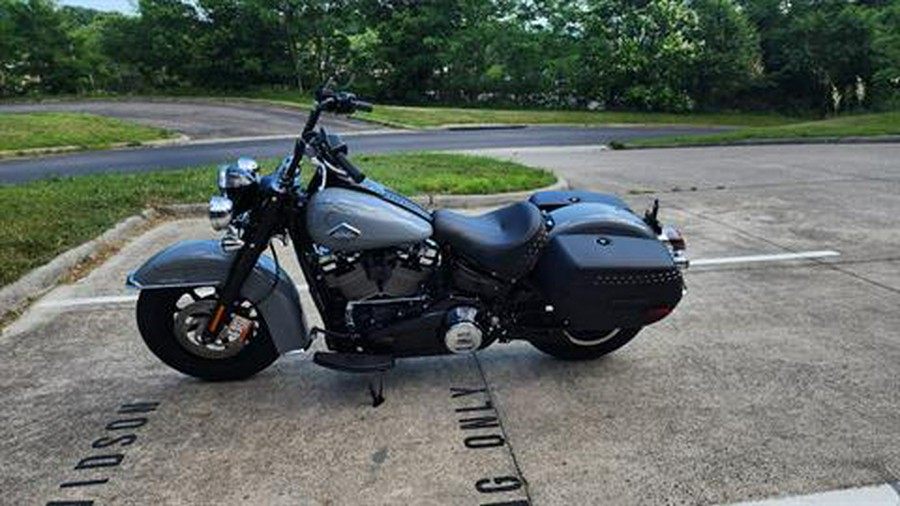 2026 Harley-Davidson Heritage Softail Solo