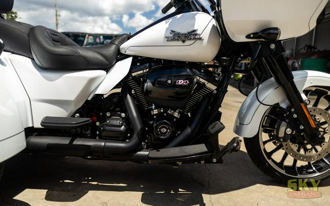 2025 HARLEY ROAD GLIDE 3