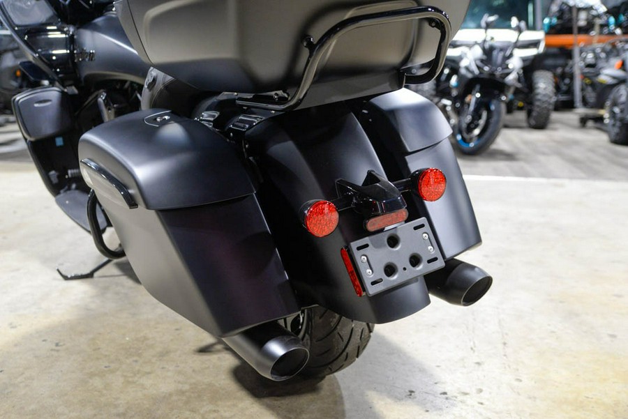 2023 Indian Motorcycle Pursuit® Dark Horse® with Premium Package