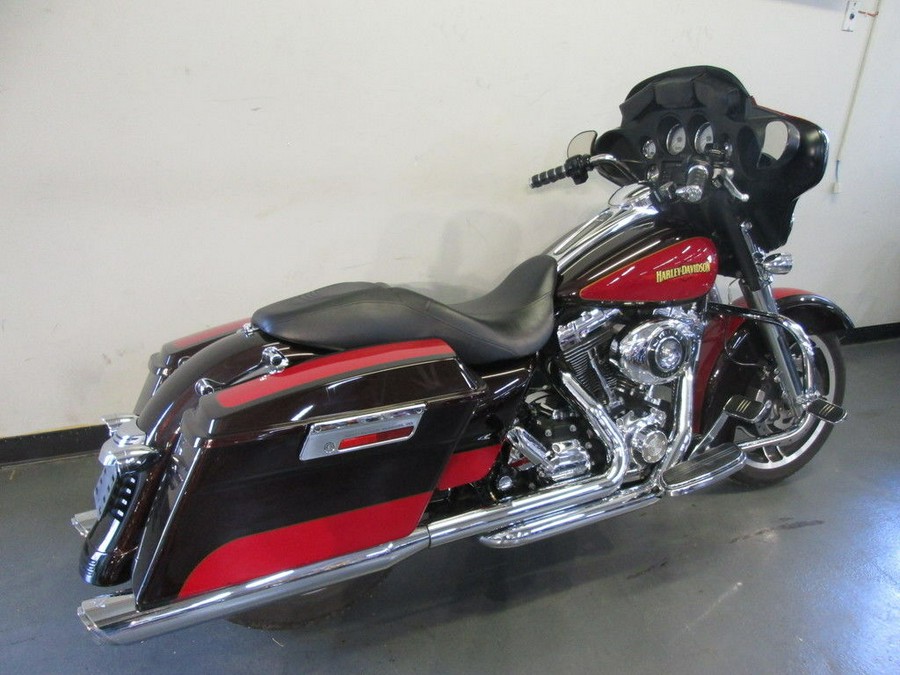 2010 Harley-Davidson® FLHX - Street Glide®