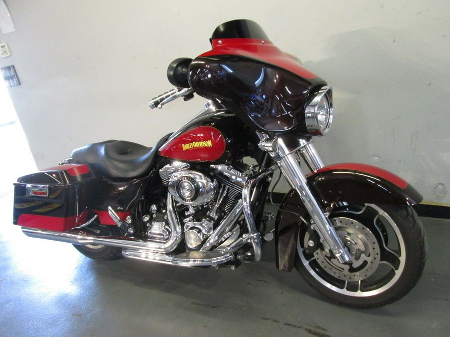 2010 Harley-Davidson® FLHX - Street Glide®