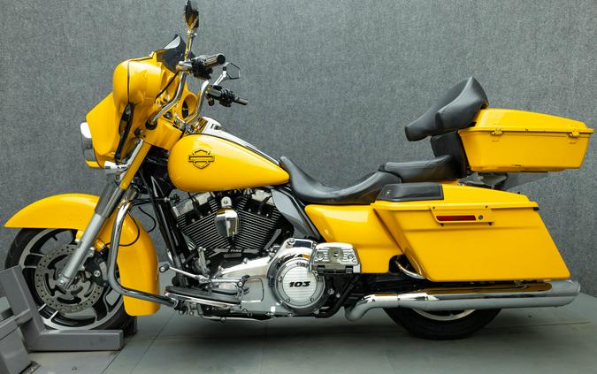 2013 HARLEY DAVIDSON FLHX STREET GLIDE