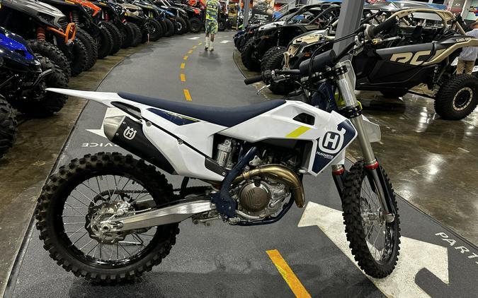 2022 HUSQVARNA FC 450