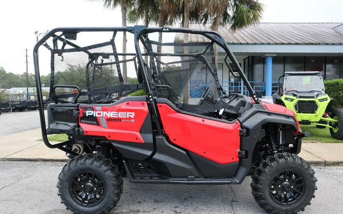 2024 Honda Pioneer 1000-5 Deluxe