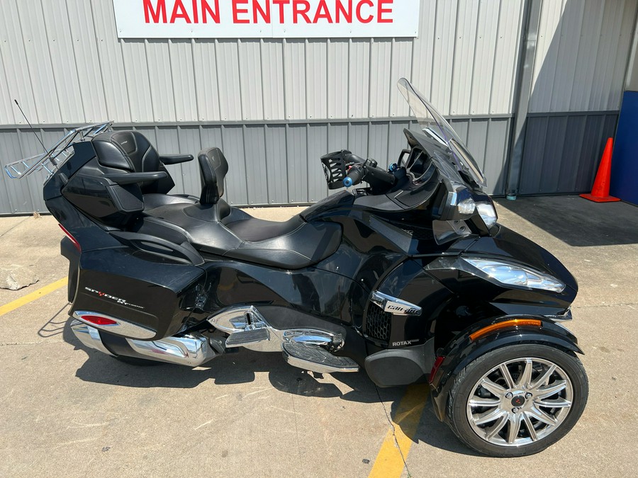 2015 Can-Am Spyder® RT Limited