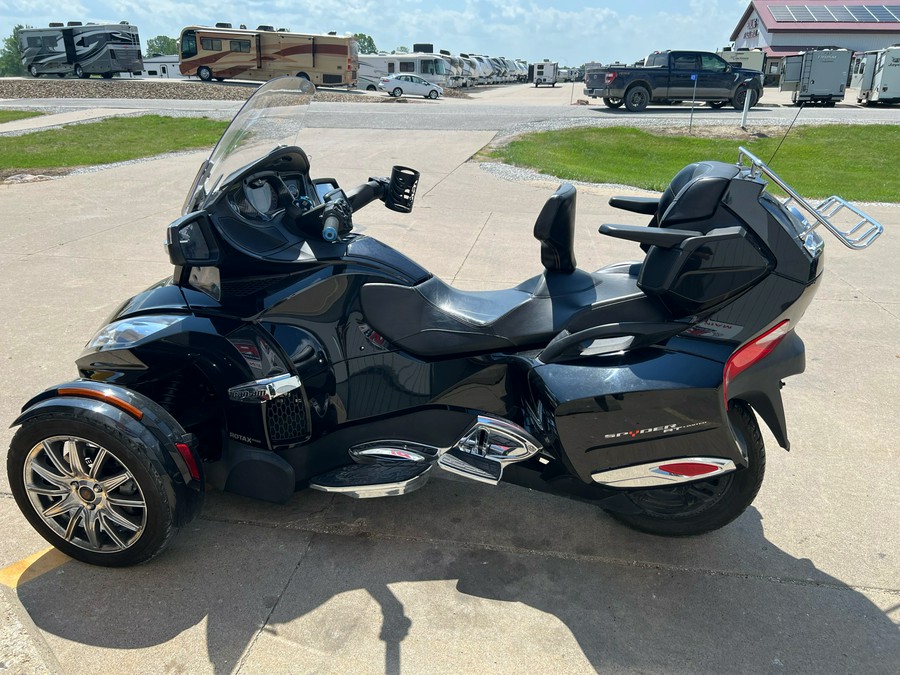 2015 Can-Am Spyder® RT Limited