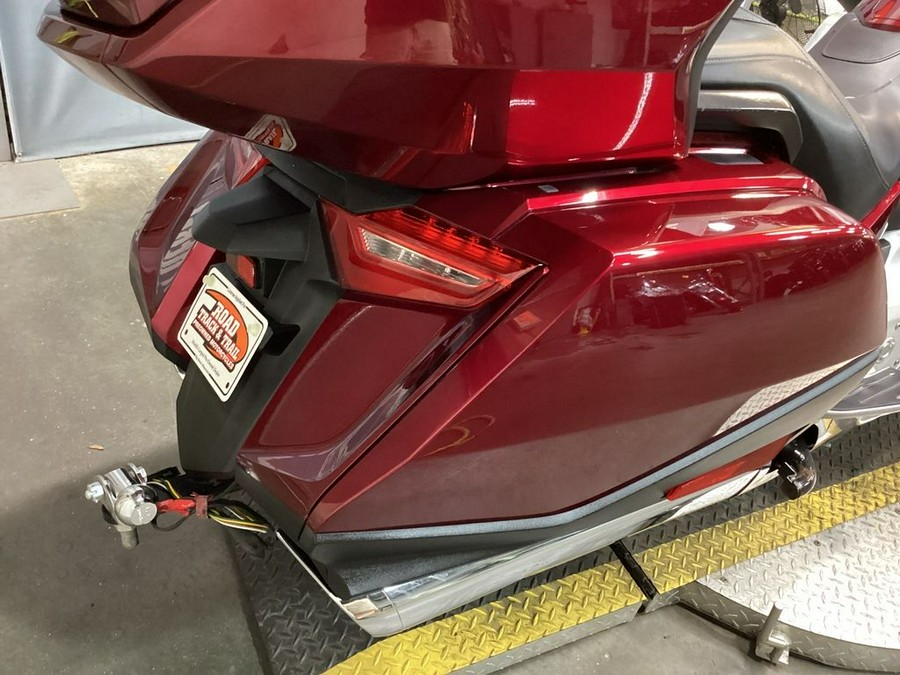 2019 Honda® Gold Wing Tour Candy Ardent Red