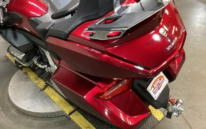 2019 Honda® Gold Wing Tour Candy Ardent Red