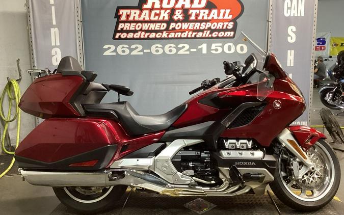 2019 Honda® Gold Wing Tour Candy Ardent Red