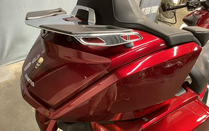 2019 Honda® Gold Wing Tour Candy Ardent Red