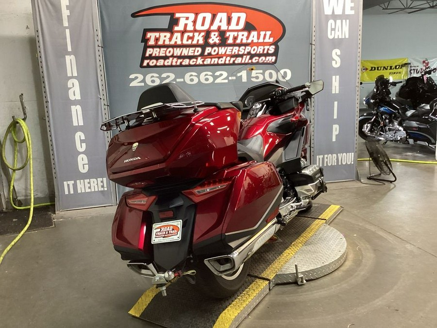 2019 Honda® Gold Wing Tour Candy Ardent Red