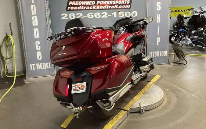 2019 Honda® Gold Wing Tour Candy Ardent Red