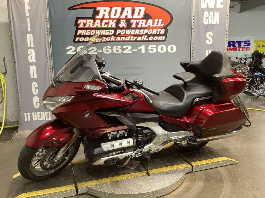 2019 Honda® Gold Wing Tour Candy Ardent Red