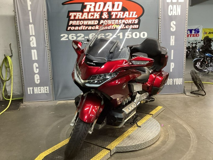 2019 Honda® Gold Wing Tour Candy Ardent Red