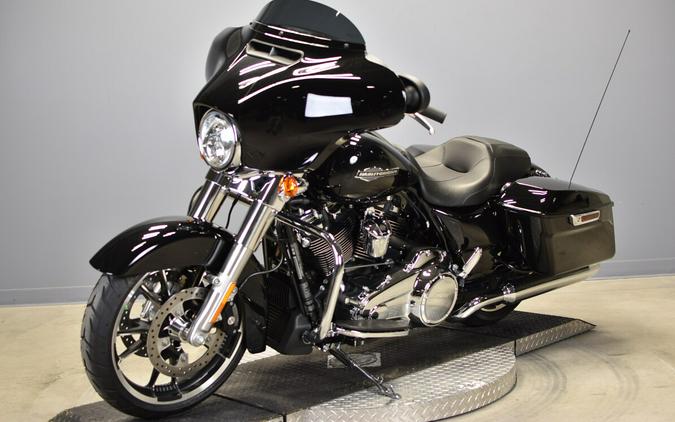 2022 Harley-Davidson Street Glide FLHX