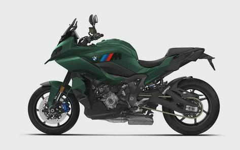 New 2026 BMW M1000 XR