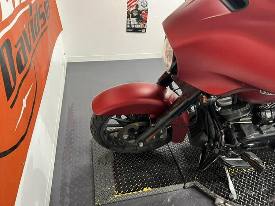 FLHXS 2019 Street Glide Special